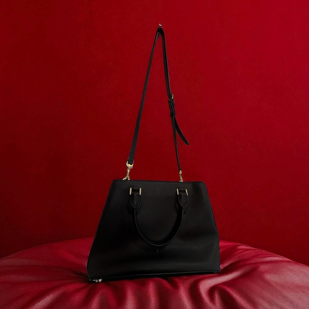 Michael Kors Black Handbag - Picture 3 of 16